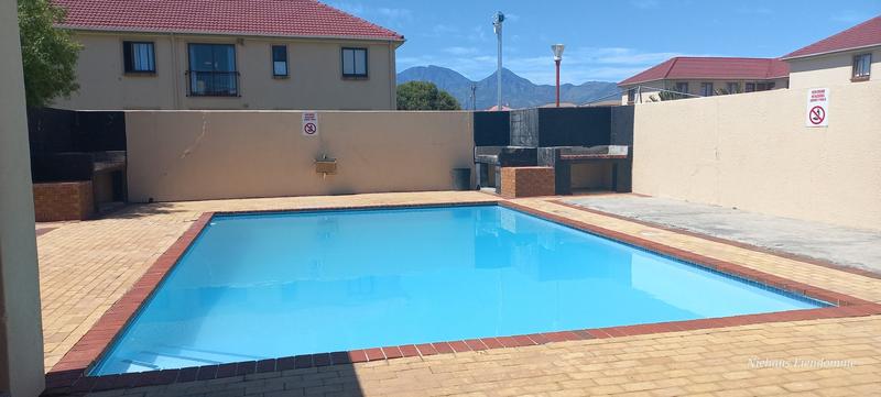 1 Bedroom Property for Sale in Onverwacht Western Cape